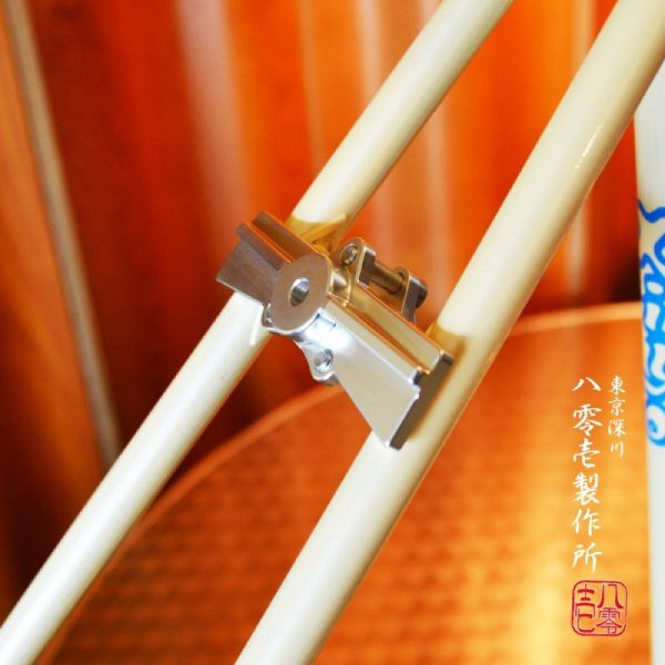 画像2: リヤ ブレーキ台座　 (2)